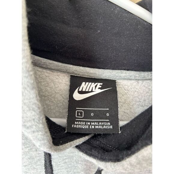 nike hoodie - Picture 2 of 2